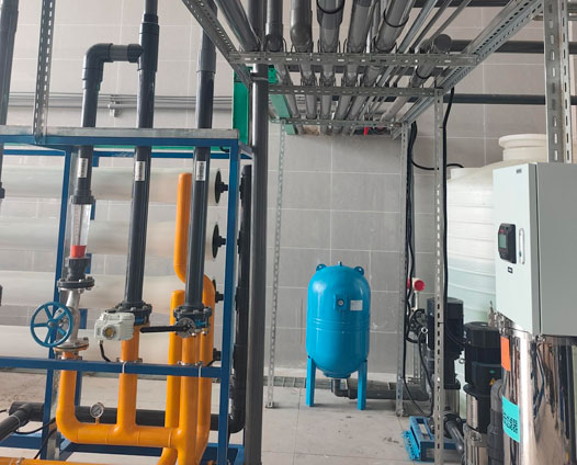 東南亞電子/制藥業純水系統解決方案 | 提供定制化高純水設備出口